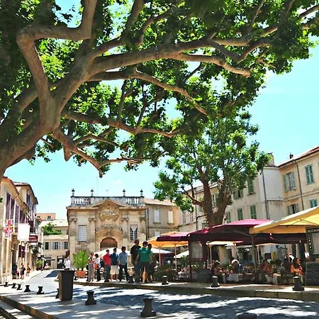 3 Cles Centre * Avignon